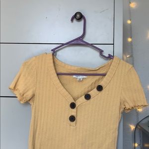 yellow button t-shirt
